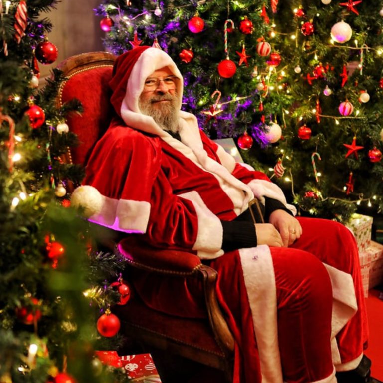 Lire la suite à propos de l’article 8 idées d’activités pour profiter de la féerie de Noël sur les Terres du Val de Loire