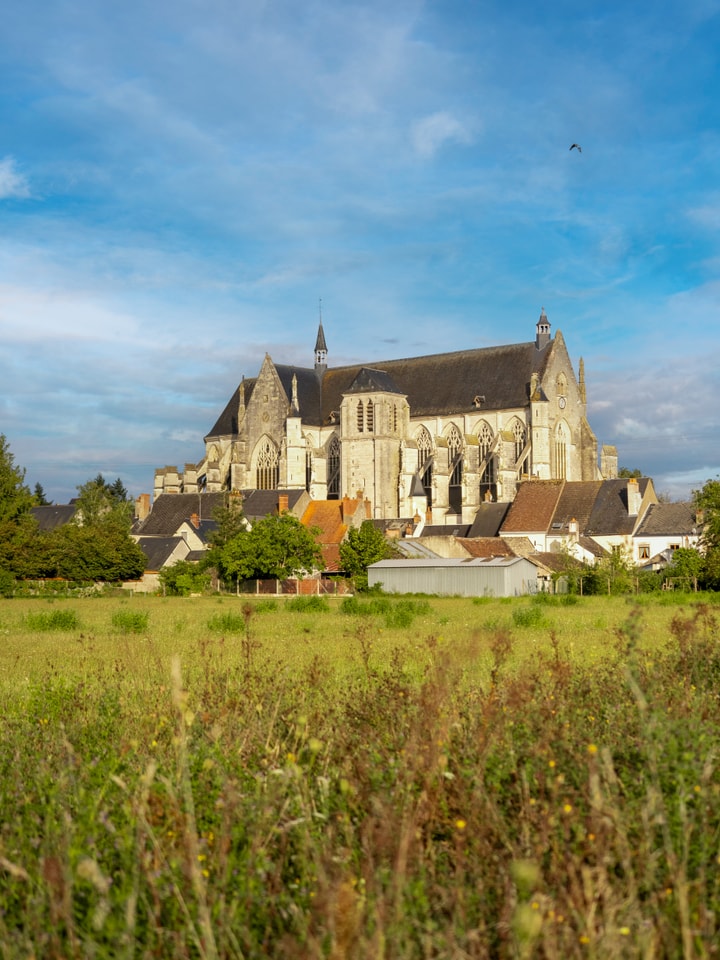 La basilique de Cléry-Saint-Anfré